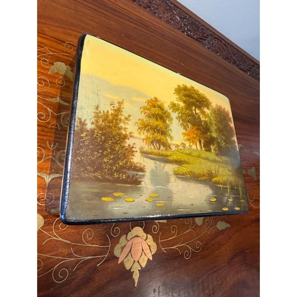 Vintage Lacquerware Box - Hand Painted Landscape Trinket‎ or Jewelry Box
